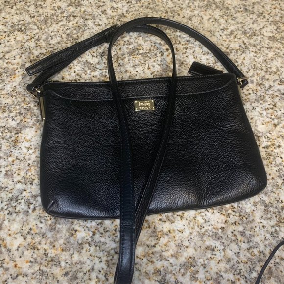 Coach Handbags - Coach Zip Closure Crossbody